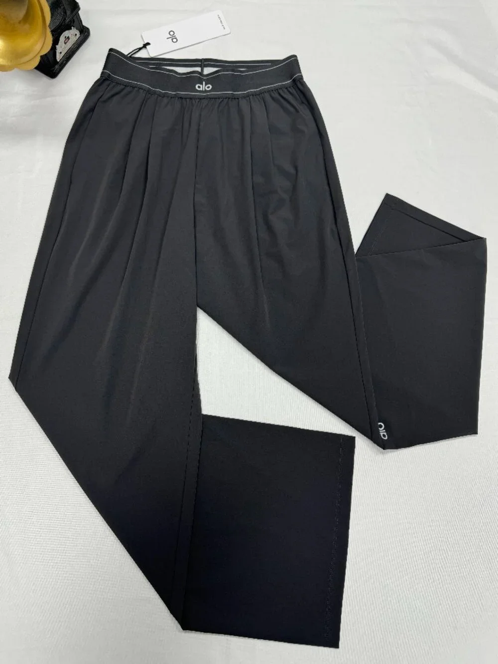 Alo Yoga Suit Up Trouser Anthracite Grey Wide Leg Pants 30” Travel Chic  🚩 NWT